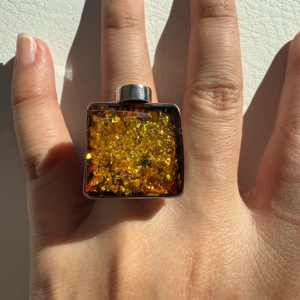 Stunning Amber Silver Sz 5